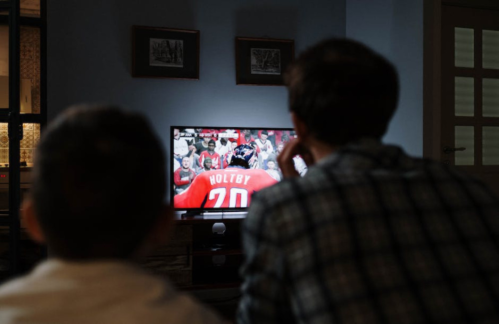Overwinteren in Spanje? Kijk tv in heel Europa en op meerdere apparaten!